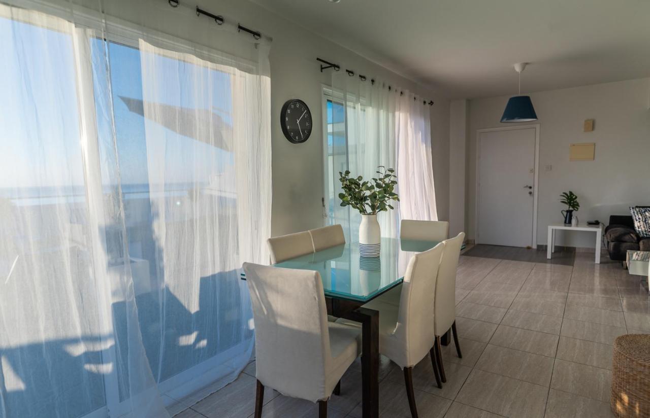 Apartament MAKENZY Seaview PENTHOUSE Larnaca Zewnętrze zdjęcie